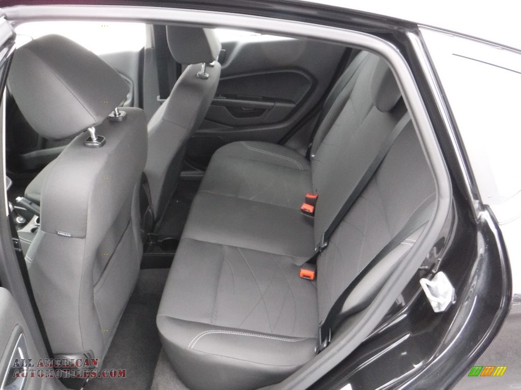 2015 Fiesta SE Hatchback - Tuxedo Black Metallic / Charcoal Black photo #22