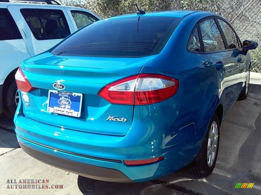 2016 Fiesta SE Sedan - Blue Candy Metallic / Charcoal Black photo #5