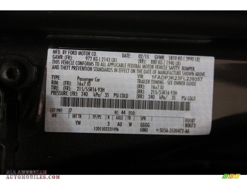 2015 Focus SE Hatchback - Magnetic Metallic / Charcoal Black photo #15