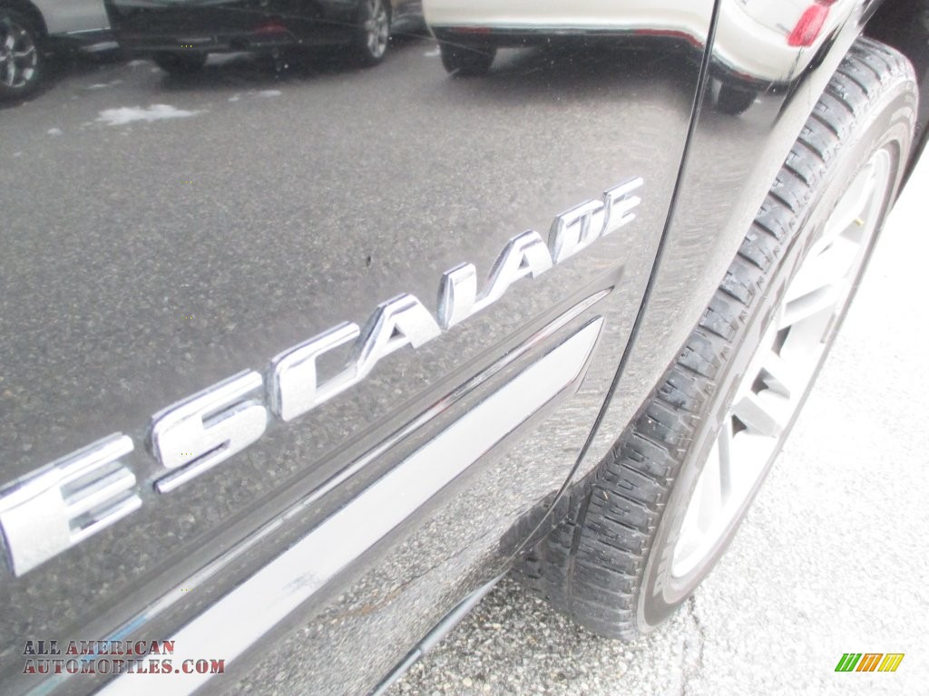 2013 Escalade Premium AWD - Black Ice Metallic / Ebony photo #39