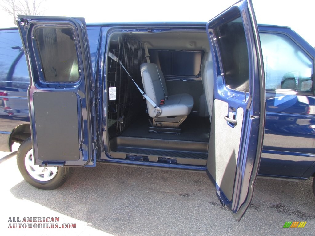 2011 E Series Van E150 Commercial - Dark Blue Pearl Metallic / Medium Flint photo #10