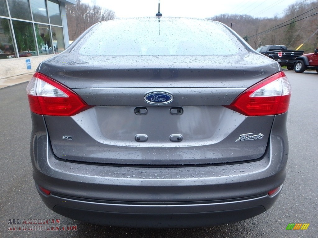 2014 Fiesta SE Sedan - Storm Gray / Charcoal Black photo #6