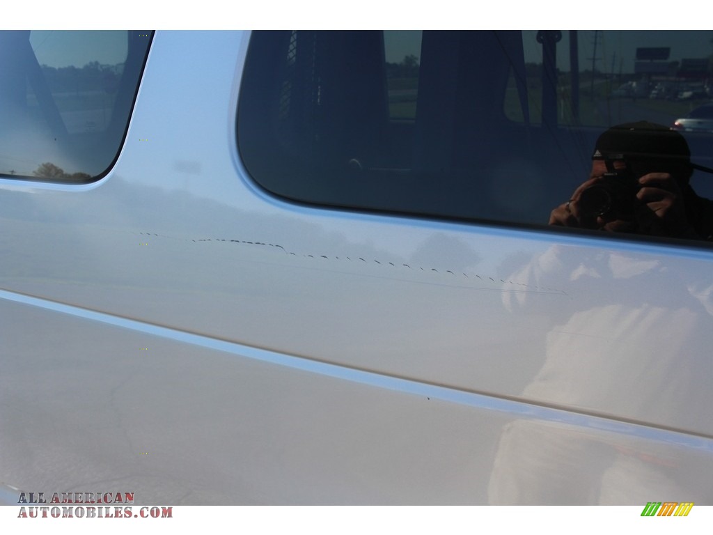 2009 E Series Van E350 Super Duty XLT Extended Passenger - Brilliant Silver Metallic / Medium Flint photo #27