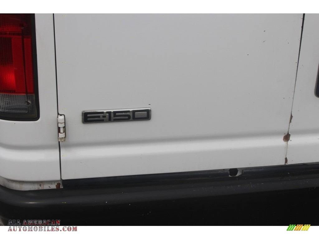 2009 E Series Van E150 Commercial - Oxford White / Medium Flint photo #18