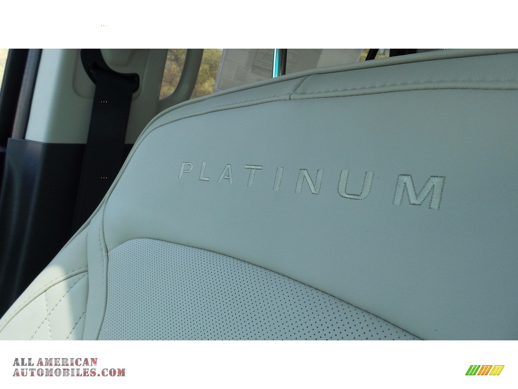 2016 Explorer Platinum 4WD - Bronze Fire Metallic / Platinum Medium Soft Ceramic Nirvana Leather photo #18