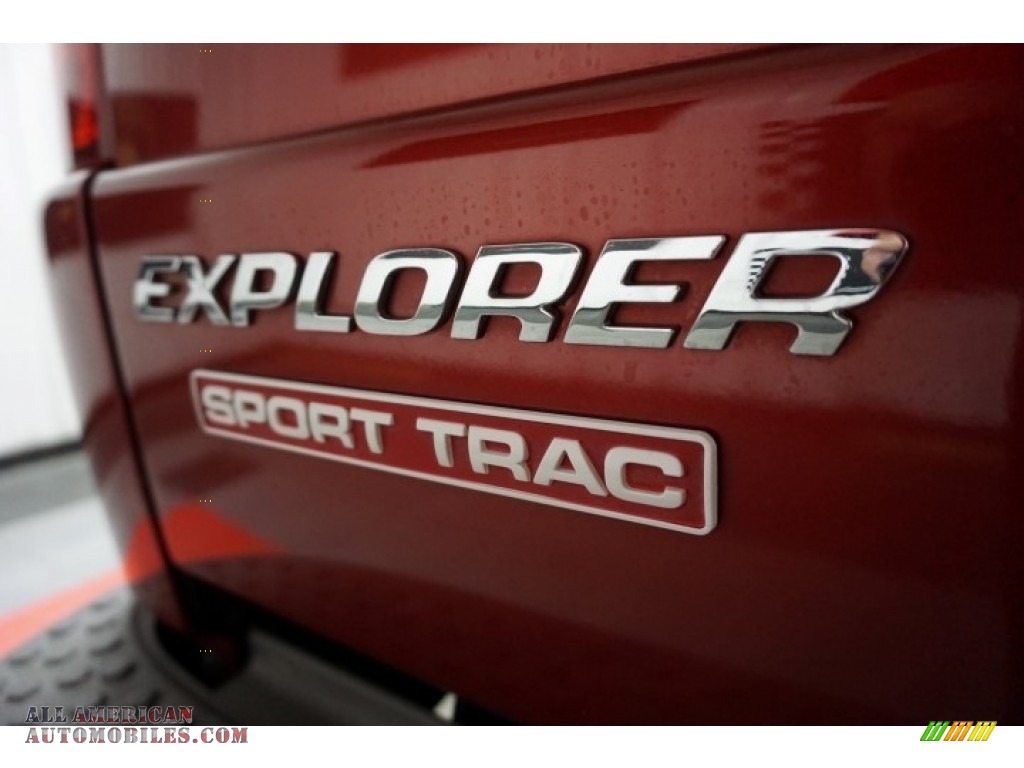 2002 Explorer Sport Trac 4x4 - Toreador Red Metallic / Medium Prairie Tan photo #86