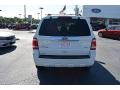 Ford Escape Limited V6 White Suede photo #4
