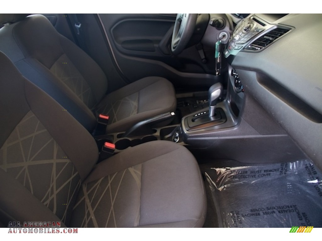 2014 Fiesta S Hatchback - Oxford White / Charcoal Black photo #19