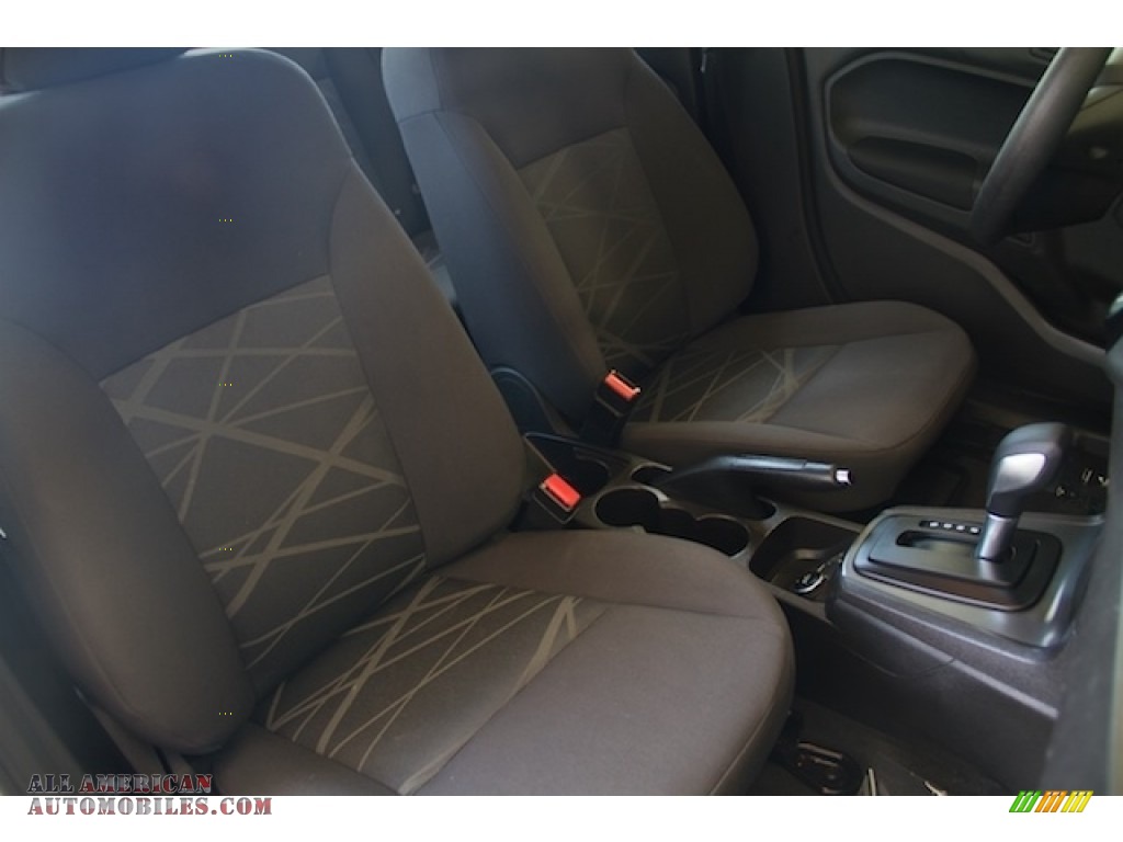2014 Fiesta S Hatchback - Oxford White / Charcoal Black photo #20