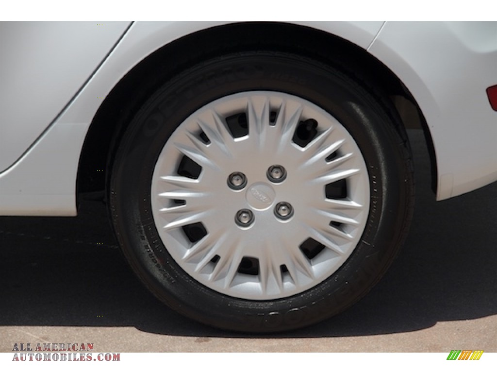 2014 Fiesta S Hatchback - Oxford White / Charcoal Black photo #29