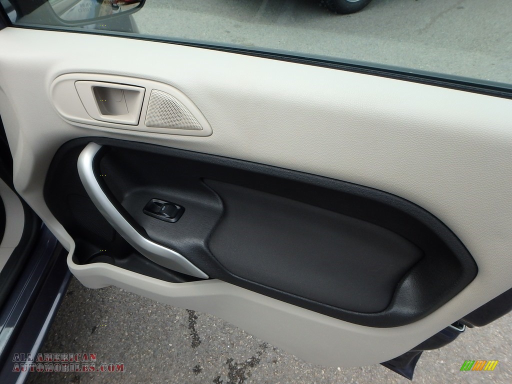 2013 Fiesta SE Hatchback - Violet Gray / Charcoal Black/Light Stone photo #13