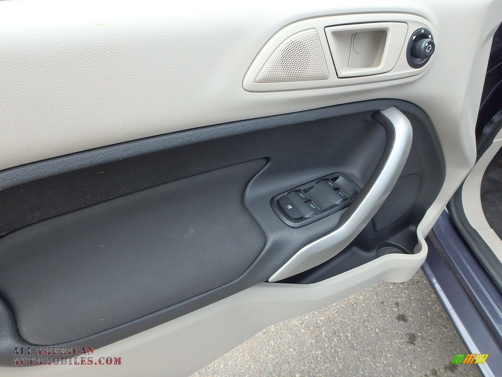 2013 Fiesta SE Hatchback - Violet Gray / Charcoal Black/Light Stone photo #20