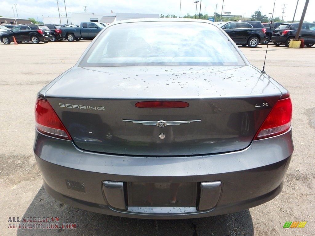 2004 Sebring LX Sedan - Graphite Metallic / Dark Slate Gray photo #3