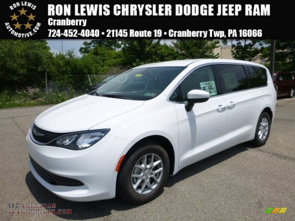 Bright White / Cognac/Alloy/Toffee Chrysler Pacifica Touring