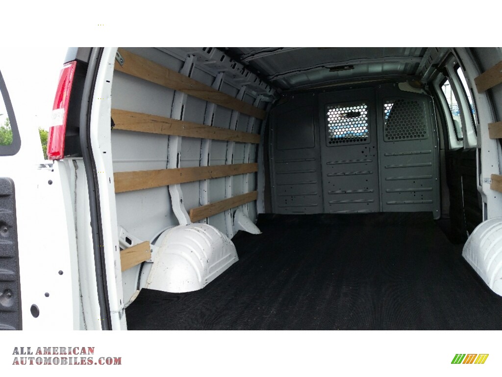 2015 Savana Van 2500 Cargo - Summit White / Medium Pewter photo #13