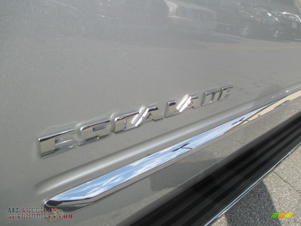 2013 Escalade Luxury AWD - Radiant Silver Metallic / Ebony photo #47