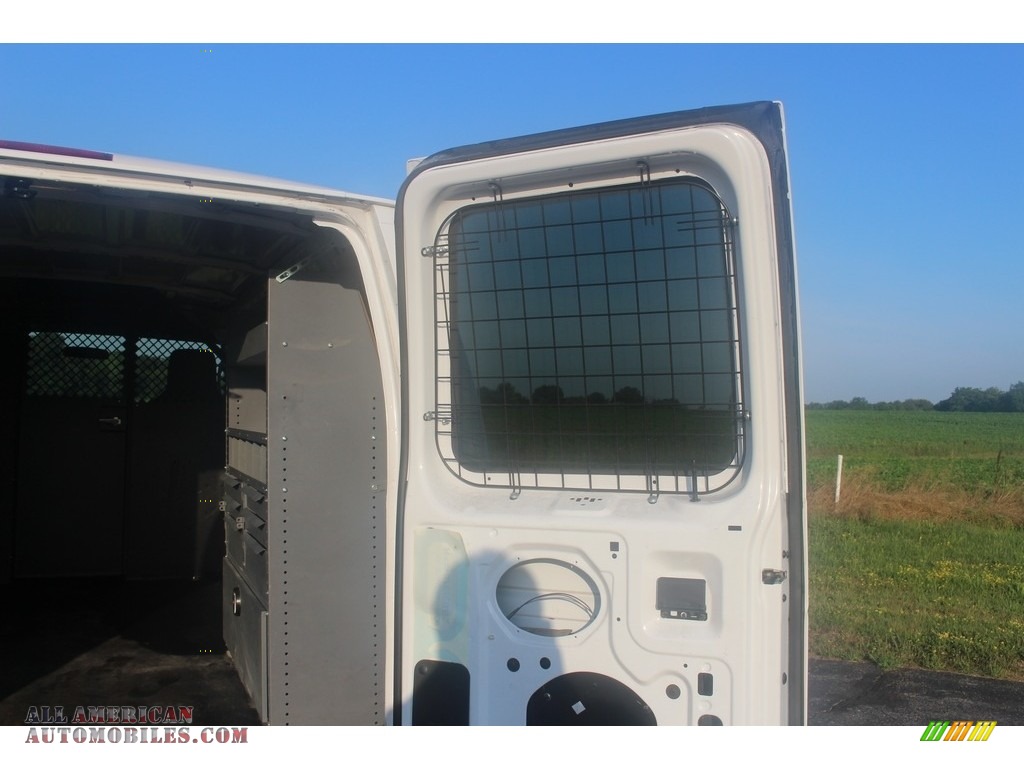 2013 E Series Van E150 Cargo - Oxford White / Medium Flint photo #26