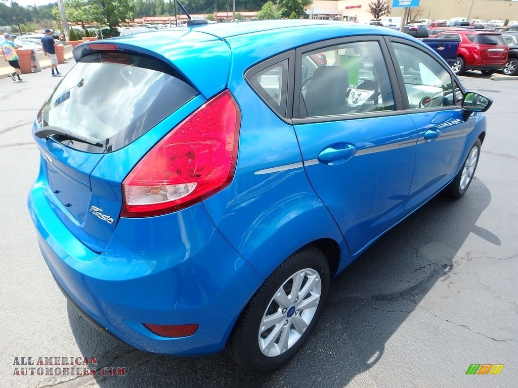 2012 Fiesta SE Hatchback - Blue Candy Metallic / Light Stone/Charcoal Black photo #8