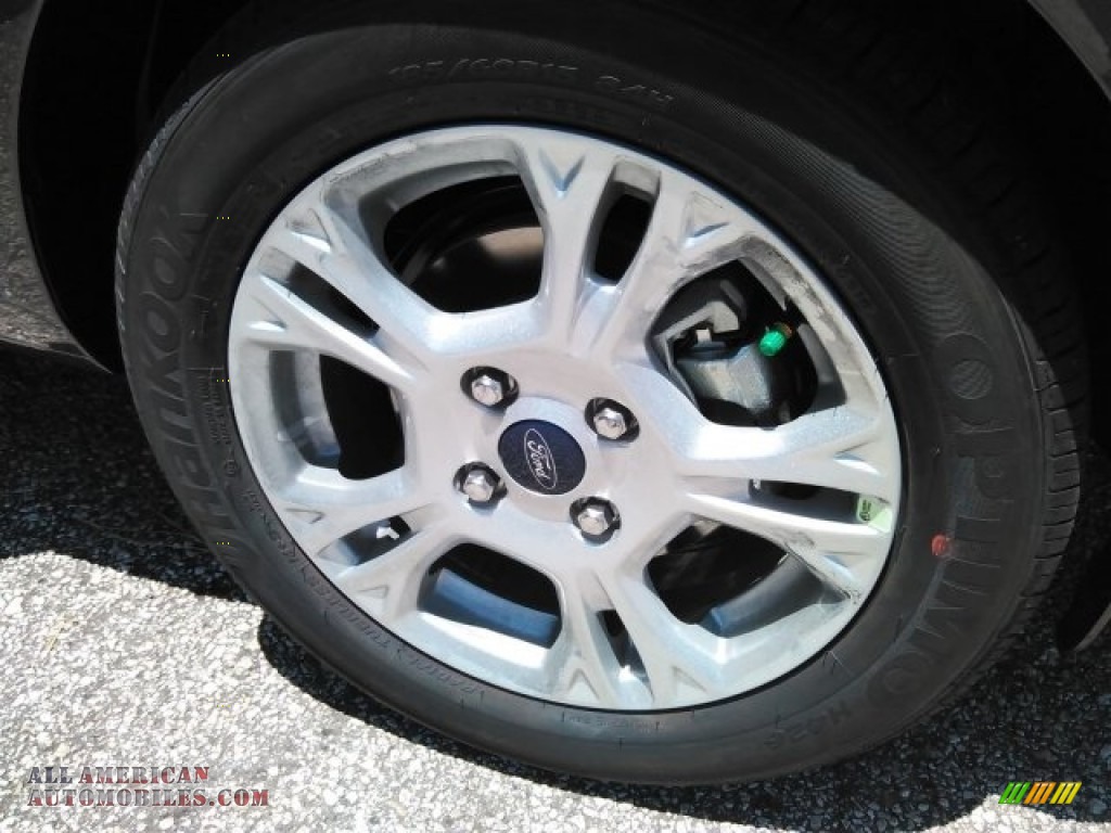 2016 Fiesta SE Hatchback - Magnetic Metallic / Charcoal Black photo #4