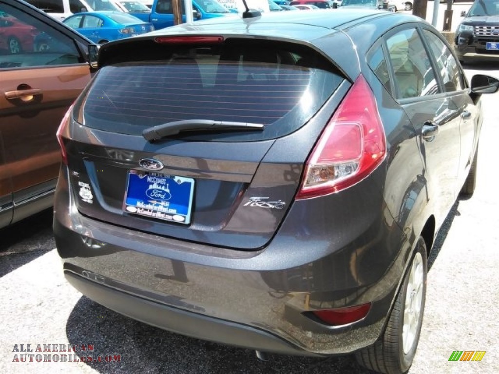 2016 Fiesta SE Hatchback - Magnetic Metallic / Charcoal Black photo #10