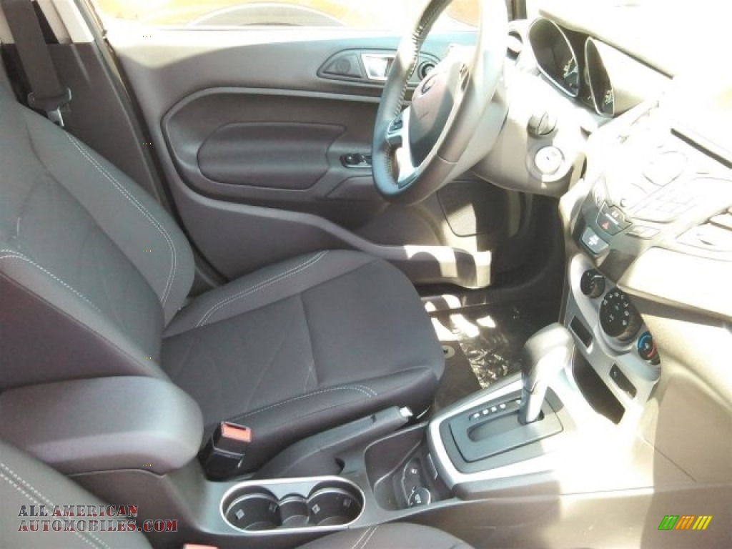 2016 Fiesta SE Hatchback - Magnetic Metallic / Charcoal Black photo #20