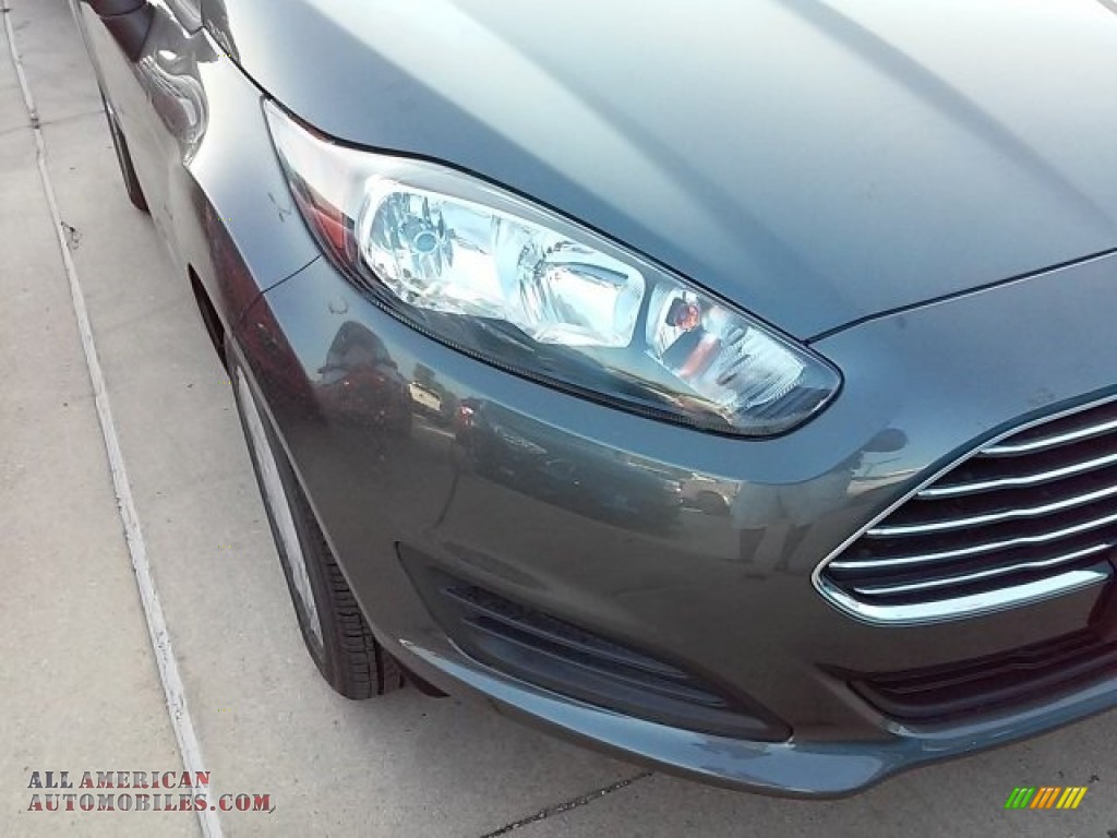 2016 Fiesta SE Hatchback - Magnetic Metallic / Charcoal Black photo #26
