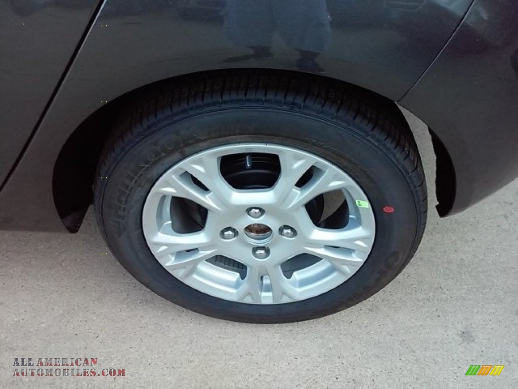 2016 Fiesta SE Hatchback - Magnetic Metallic / Charcoal Black photo #31