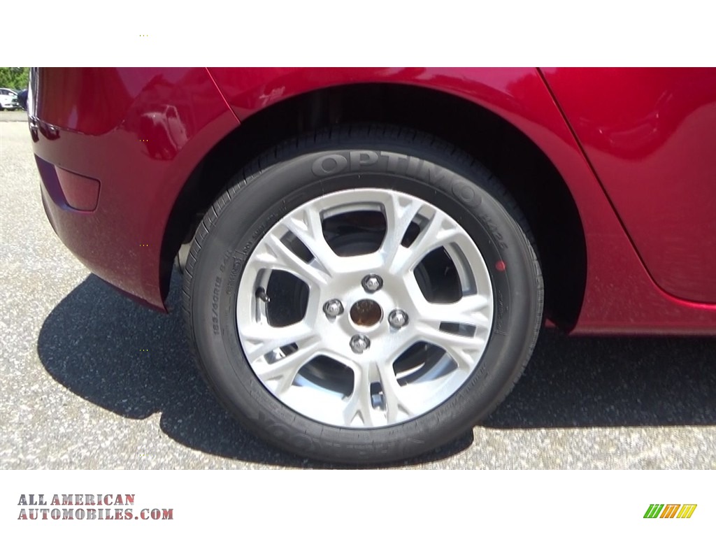 2016 Fiesta SE Hatchback - Ruby Red Metallic / Charcoal Black photo #23