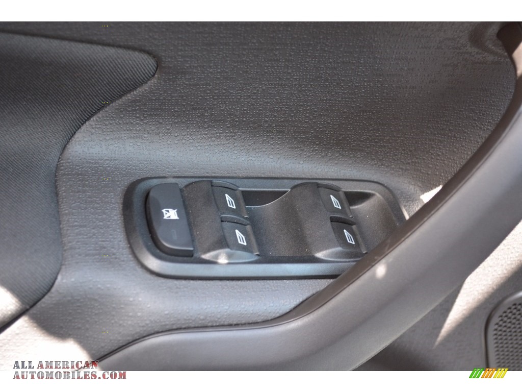 2016 Fiesta SE Sedan - Kona Blue Metallic / Charcoal Black photo #36