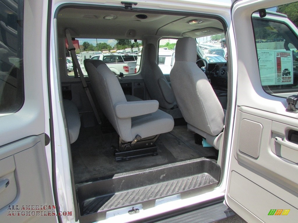 2011 E Series Van E350 XL Extended Passenger - Oxford White / Medium Flint photo #33