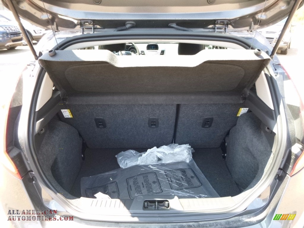 2016 Fiesta SE Hatchback - Magnetic Metallic / Charcoal Black photo #5