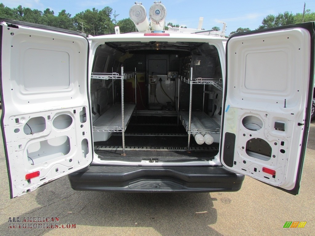 2012 E Series Van E150 Cargo - Oxford White / Medium Flint photo #42