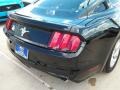 Ford Mustang V6 Coupe Shadow Black photo #17