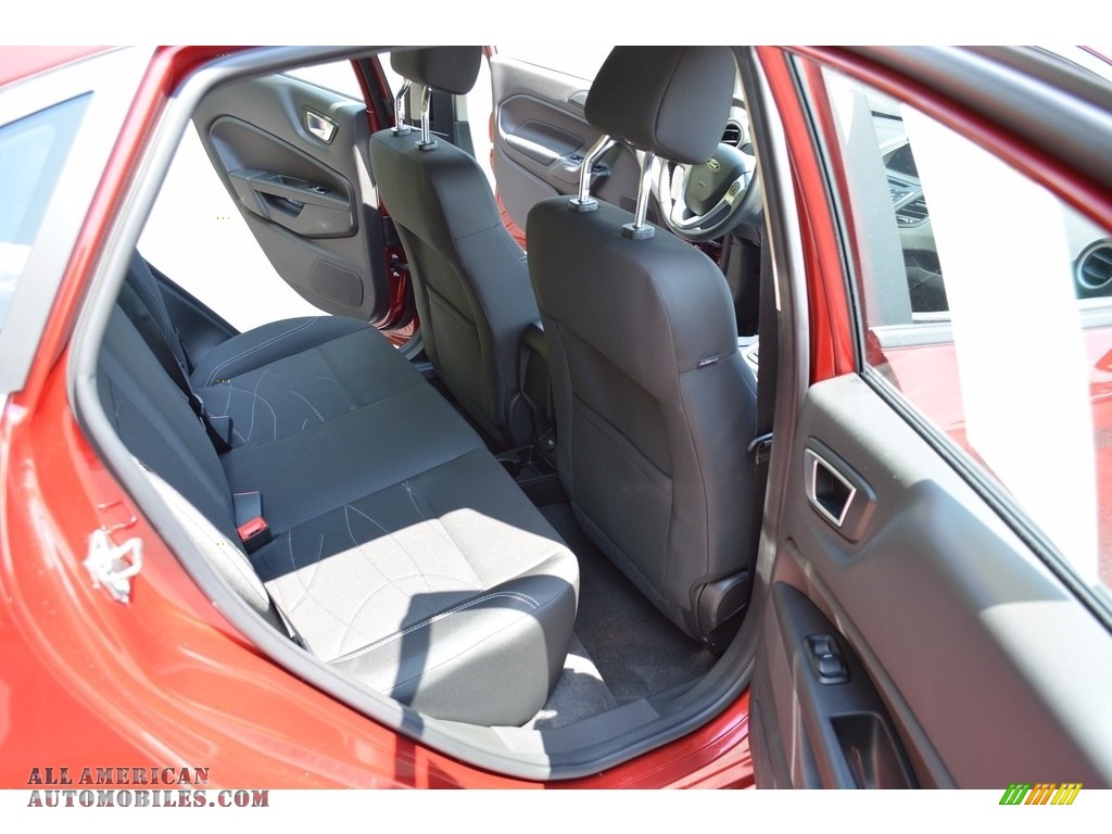 2016 Fiesta SE Sedan - Ruby Red Metallic / Charcoal Black photo #22