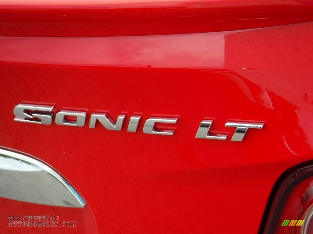 2015 Sonic LT Sedan - Red Hot / Jet Black/Dark Titanium photo #8