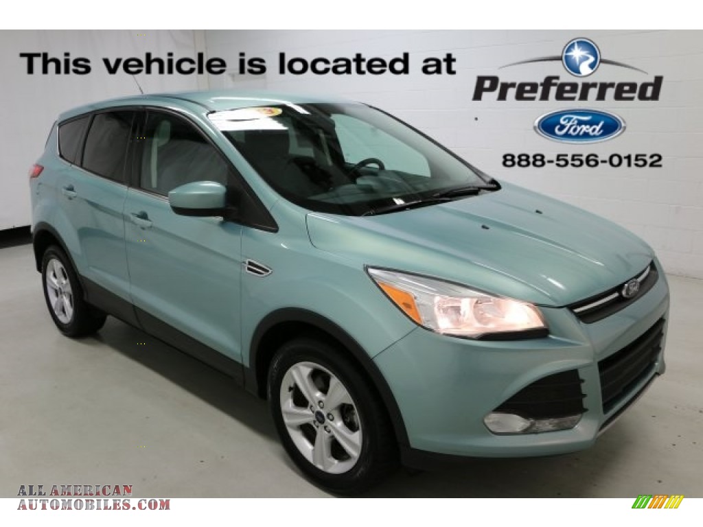2013 Escape SE 1.6L EcoBoost 4WD - Frosted Glass Metallic / Charcoal Black photo #1