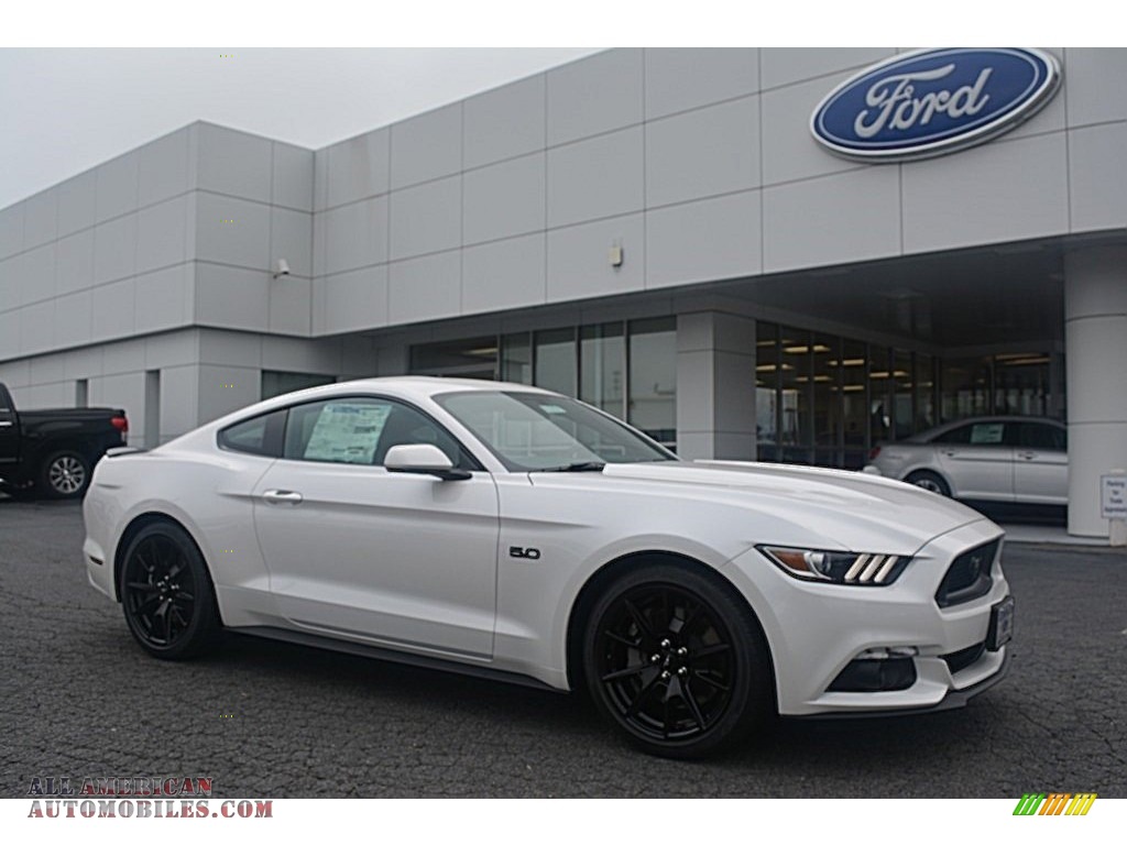 White Platinum / Ebony Ford Mustang GT Coupe