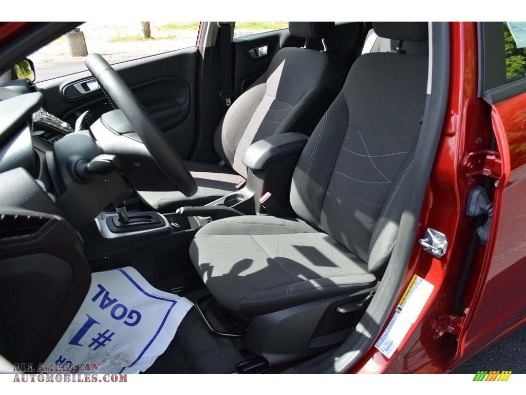 2016 Fiesta SE Hatchback - Ruby Red Metallic / Charcoal Black photo #15