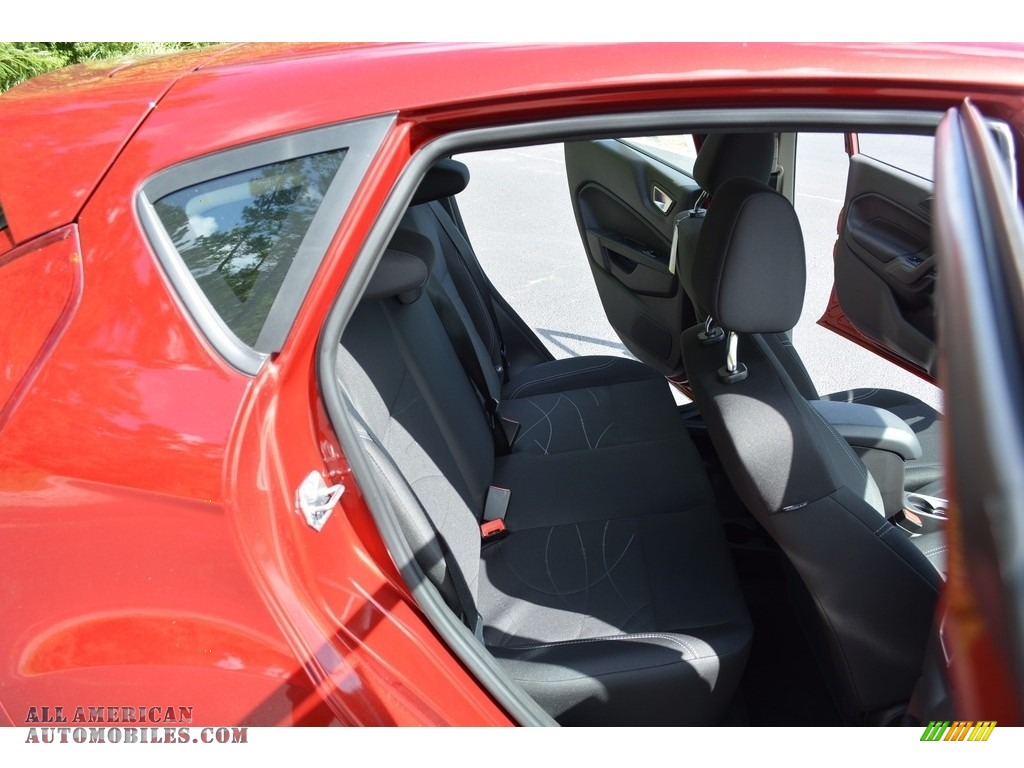 2016 Fiesta SE Hatchback - Ruby Red Metallic / Charcoal Black photo #21