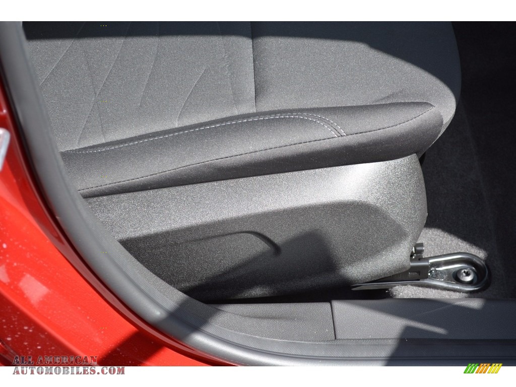 2016 Fiesta SE Hatchback - Ruby Red Metallic / Charcoal Black photo #25