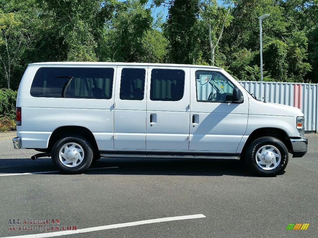 2013 E Series Van E350 XL Passenger - Oxford White / Medium Flint photo #4