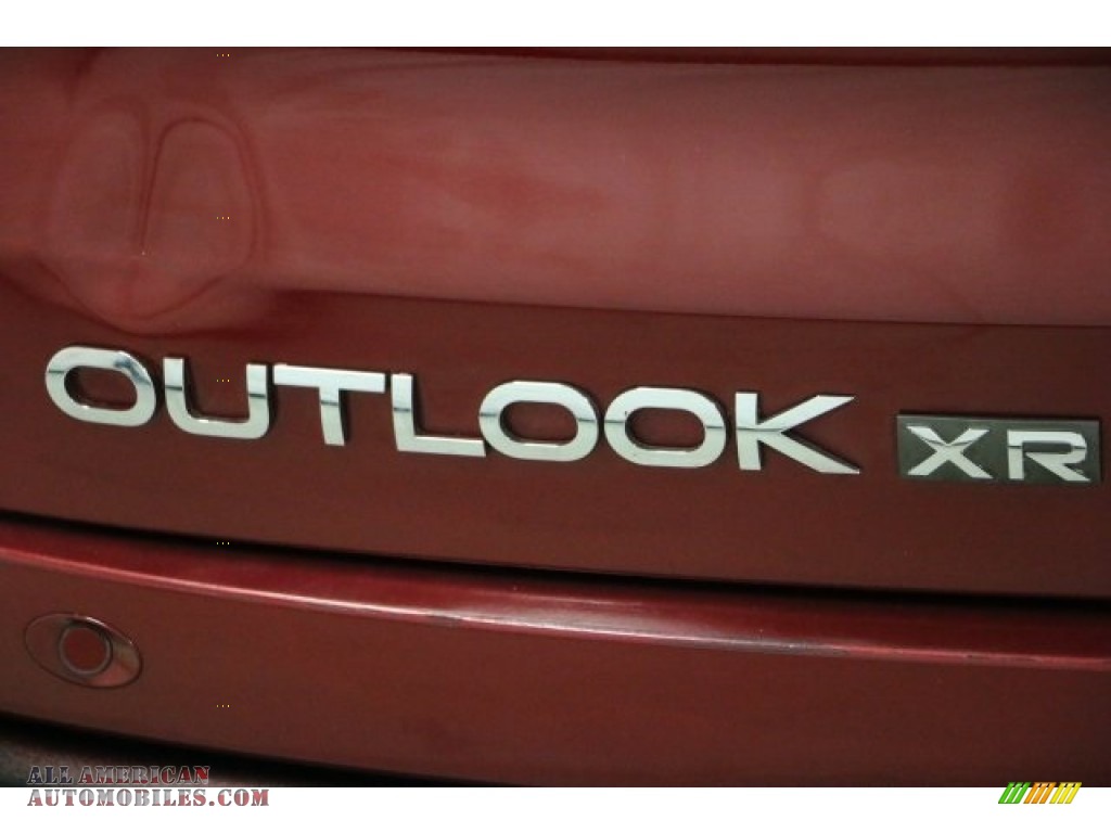 2007 Outlook XR AWD - Red Jewel / Black photo #40