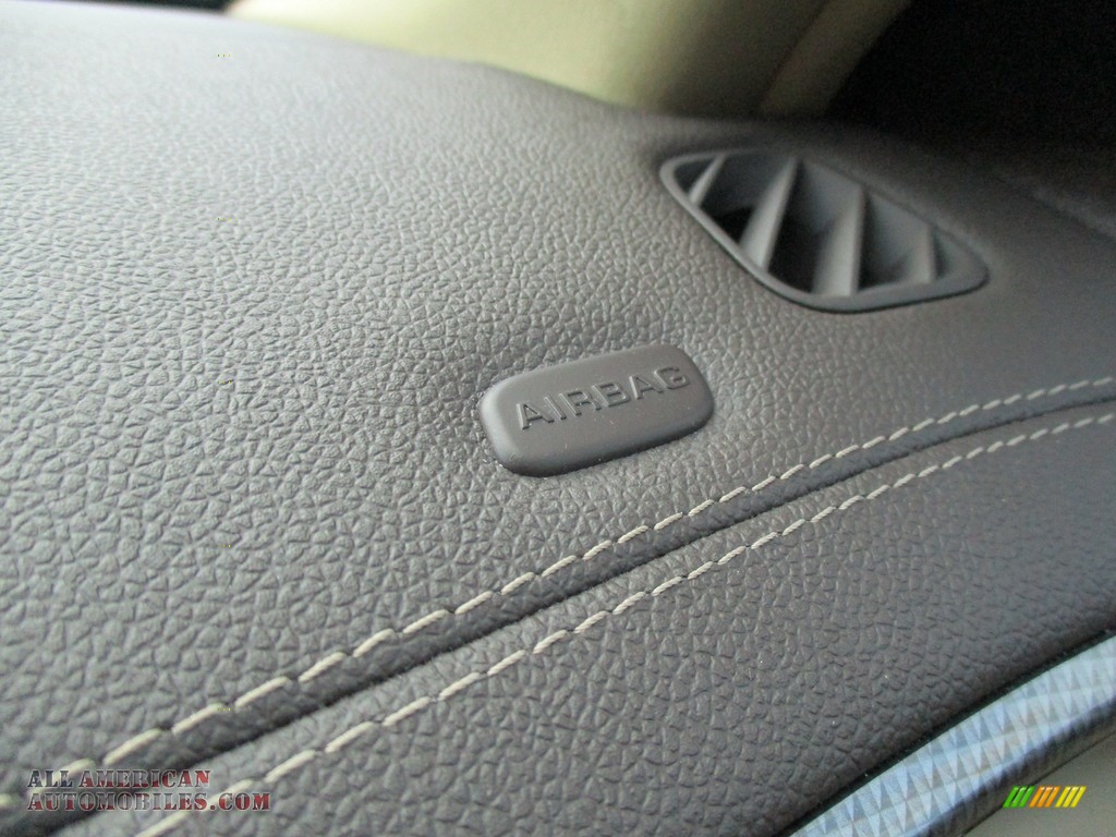 2009 CTS Sedan - Blue Diamond Tri-Coat / Cashmere/Cocoa photo #37