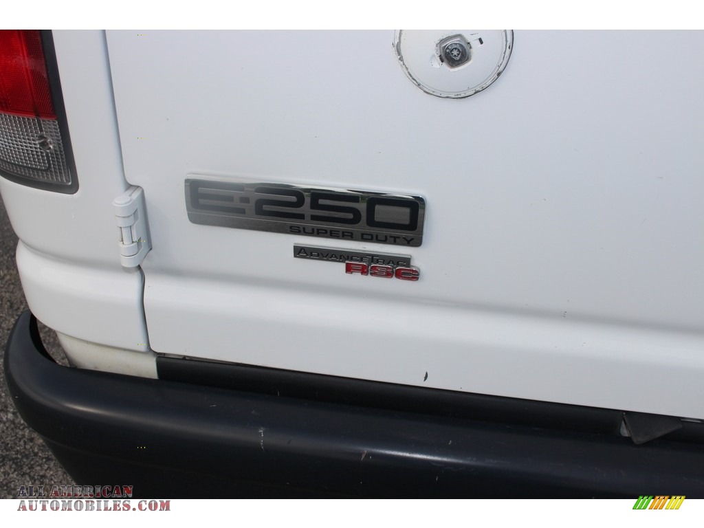 2012 E Series Van E250 Cargo - Oxford White / Medium Flint photo #16