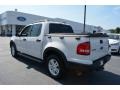 Ford Explorer Sport Trac XLT White Suede photo #5