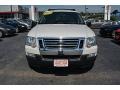 Ford Explorer Sport Trac XLT White Suede photo #25