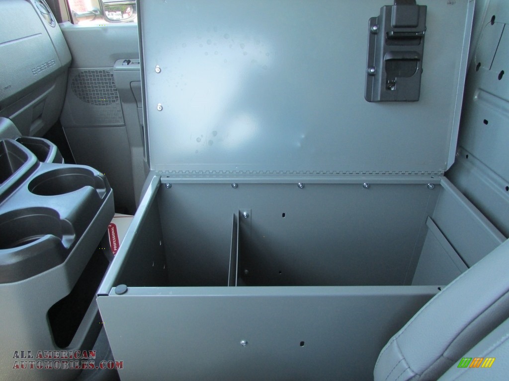 2012 E Series Van E150 Cargo - Oxford White / Medium Flint photo #29