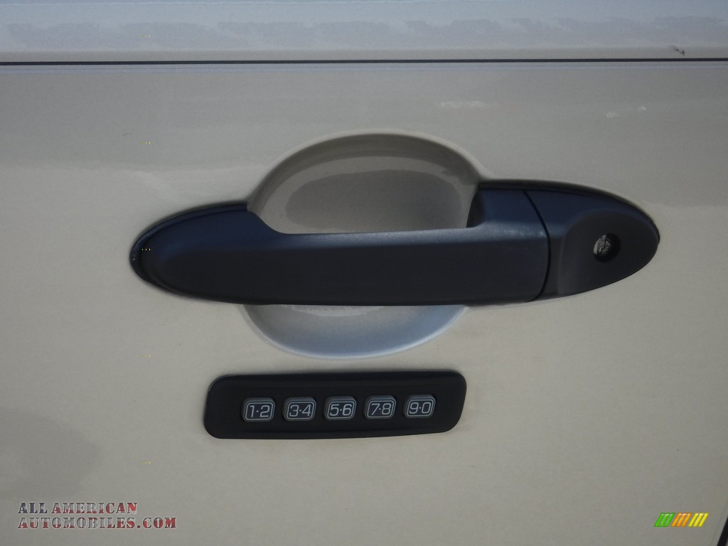 2012 Escape XLT 4WD - Gold Leaf Metallic / Charcoal Black photo #8