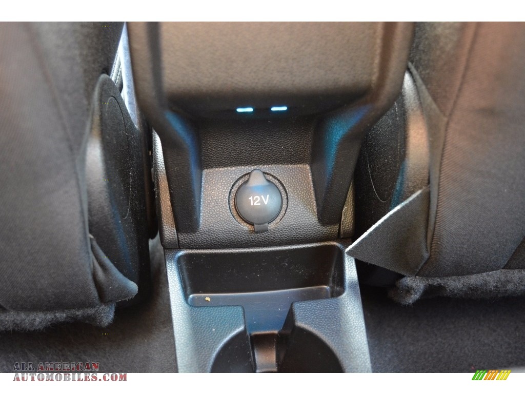 2015 Fiesta SE Sedan - Magnetic Metallic / Charcoal Black photo #22
