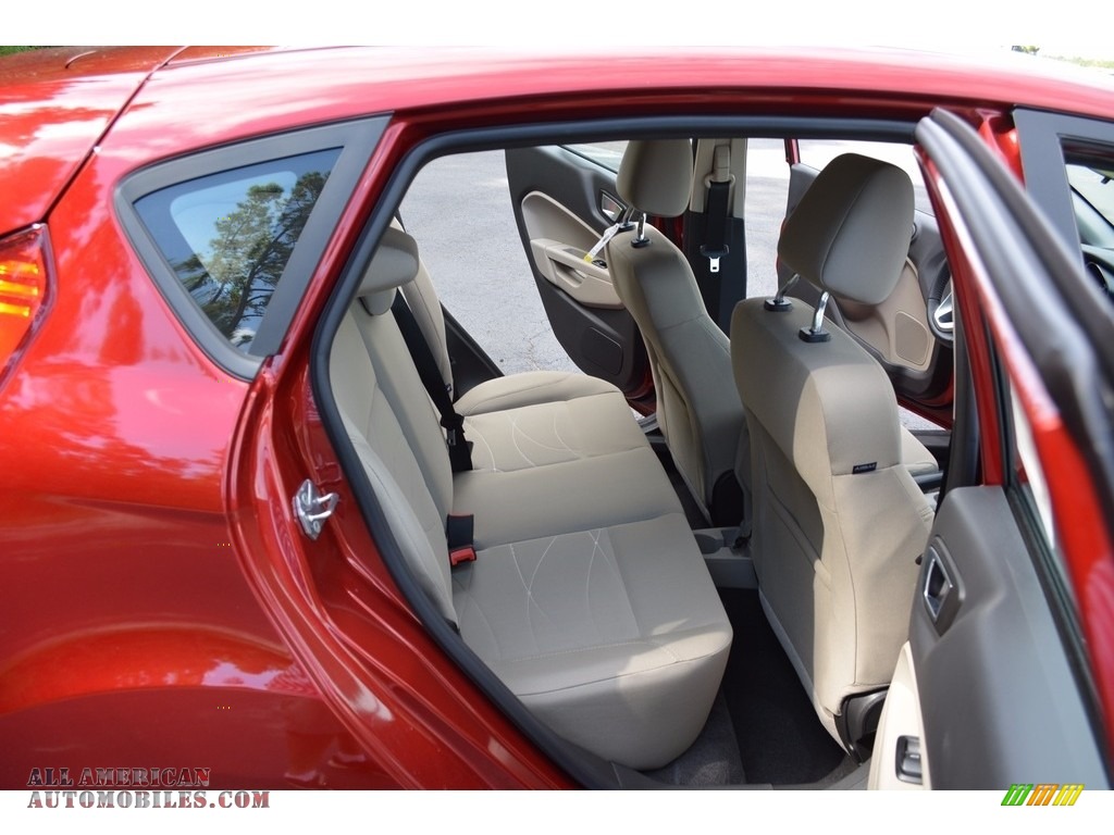 2016 Fiesta SE Hatchback - Ruby Red Metallic / Medium Light Stone photo #22